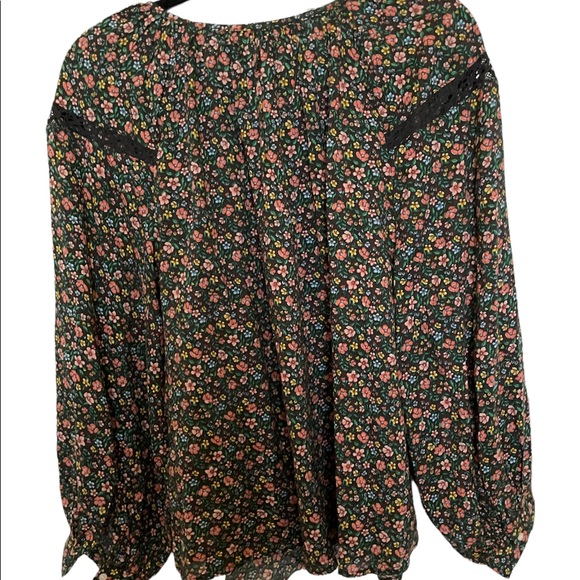 New old navy floral blouse woman’s - Picture 8 of 14